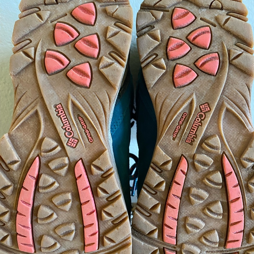 Womens Columbia Hiking boots - Picture 13 of 13